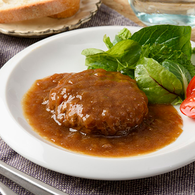 ハンバーグシャリアピンソース盛り付け例