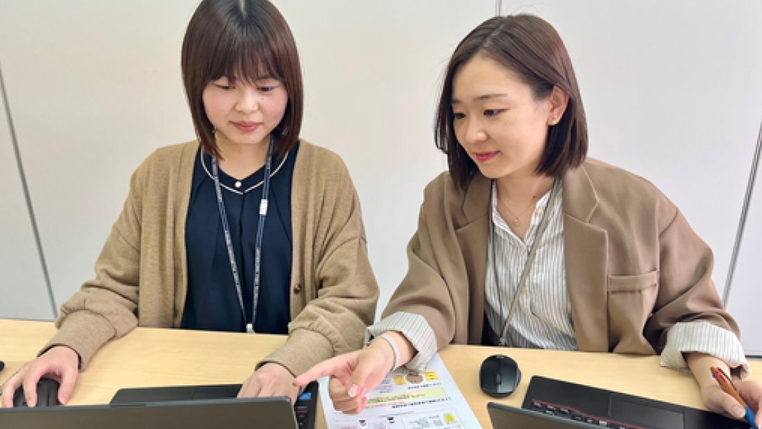 マーケティング部企画課の仕事風景の写真