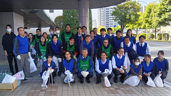 参加者の集合写真
