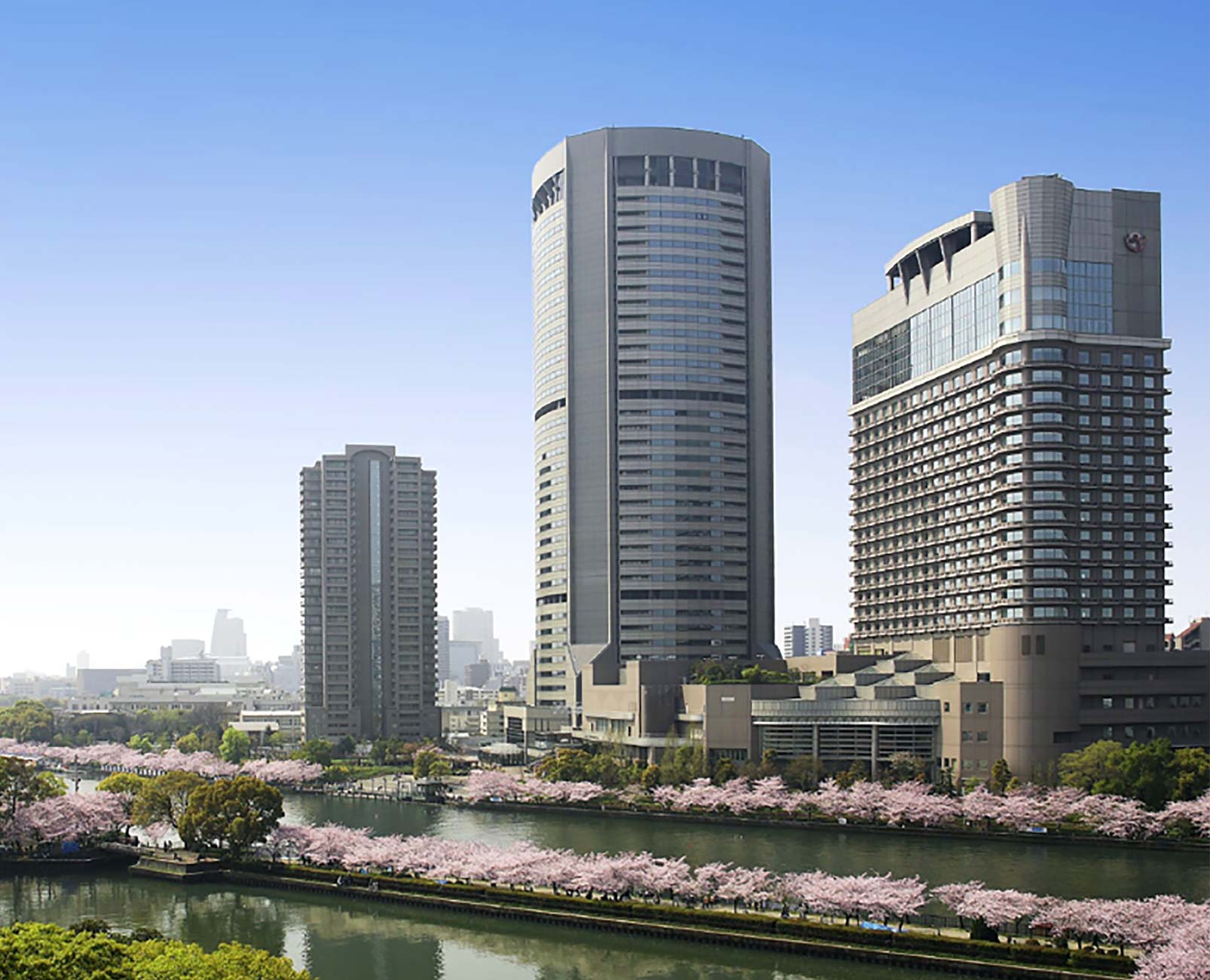 共に創る豊かな未来 国分西日本